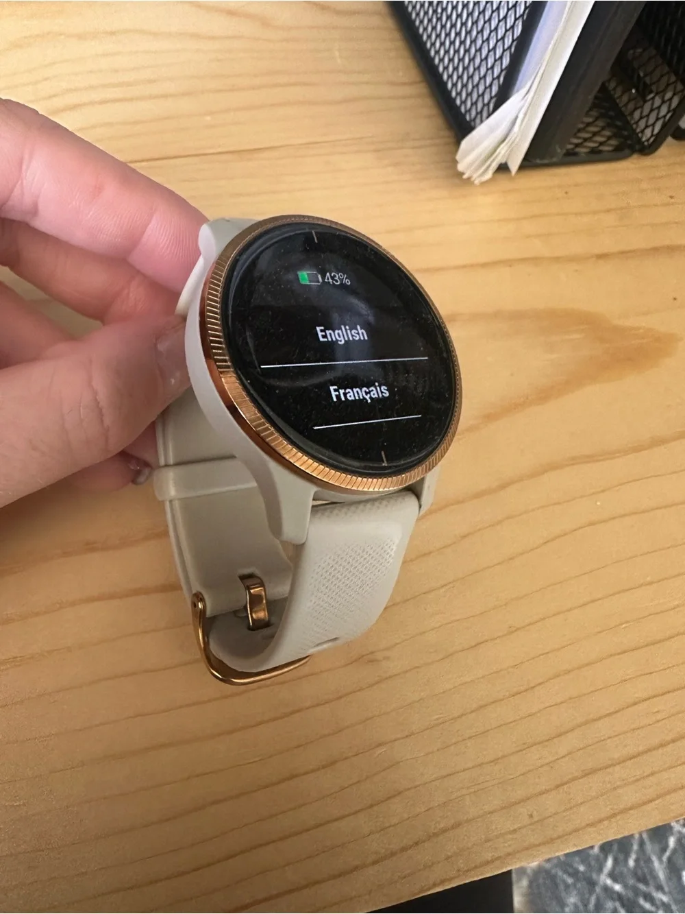 garmin Venu Smartwatch - Rose Gold Bezel with Light Gray Band